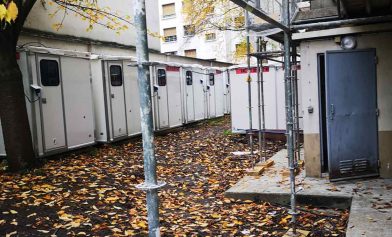 Groupe Poniatowski travaux dans la cours intérieur